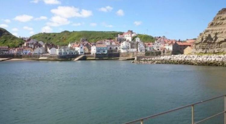 Bed and Breakfast The Royal George Staithes Esterno foto